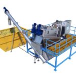 Ứng dụng máy ép bùn trong xử lý nước thải chăn nuôi.